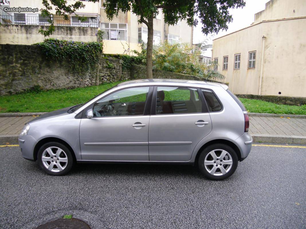 VW Polo 1.4 TDi Confortline Maio/08 - à venda - Ligeiros