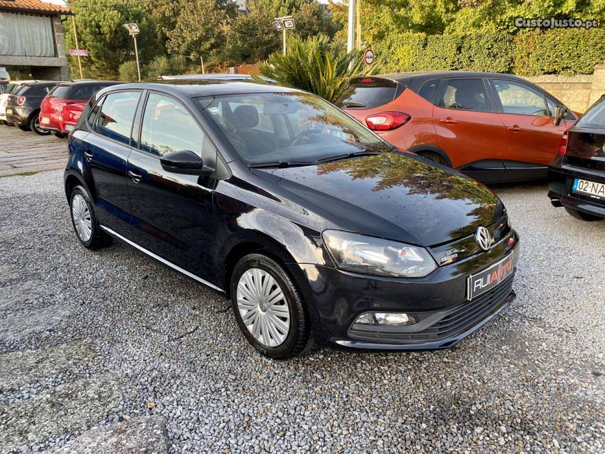 VW Polo 1.4Tdi BlueMotion Abril/15 - à venda - Ligeiros