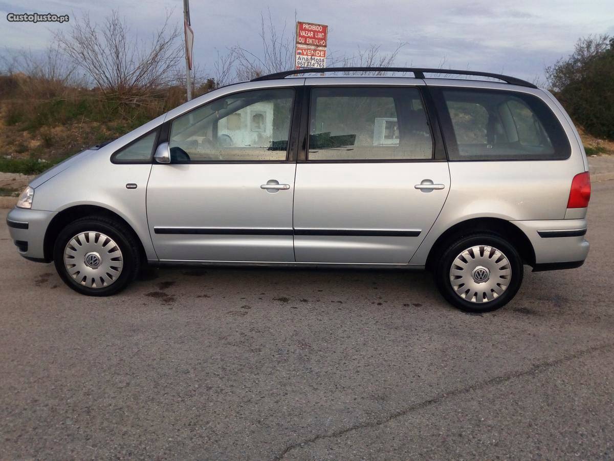 VW Sharan 2.0 TDI 7 lugares Maio/06 - à venda - Monovolume