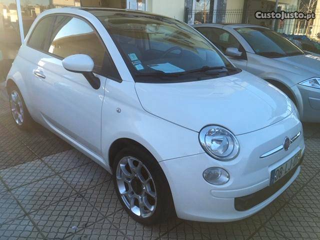 Fiat 500 NACIONAL kms Fevereiro/11 - à venda -