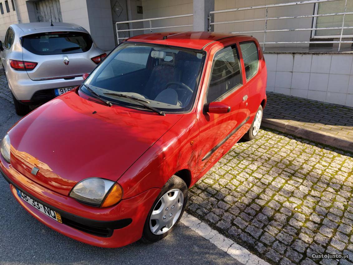 Fiat 600 Econômico Junho/00 - à venda - Ligeiros