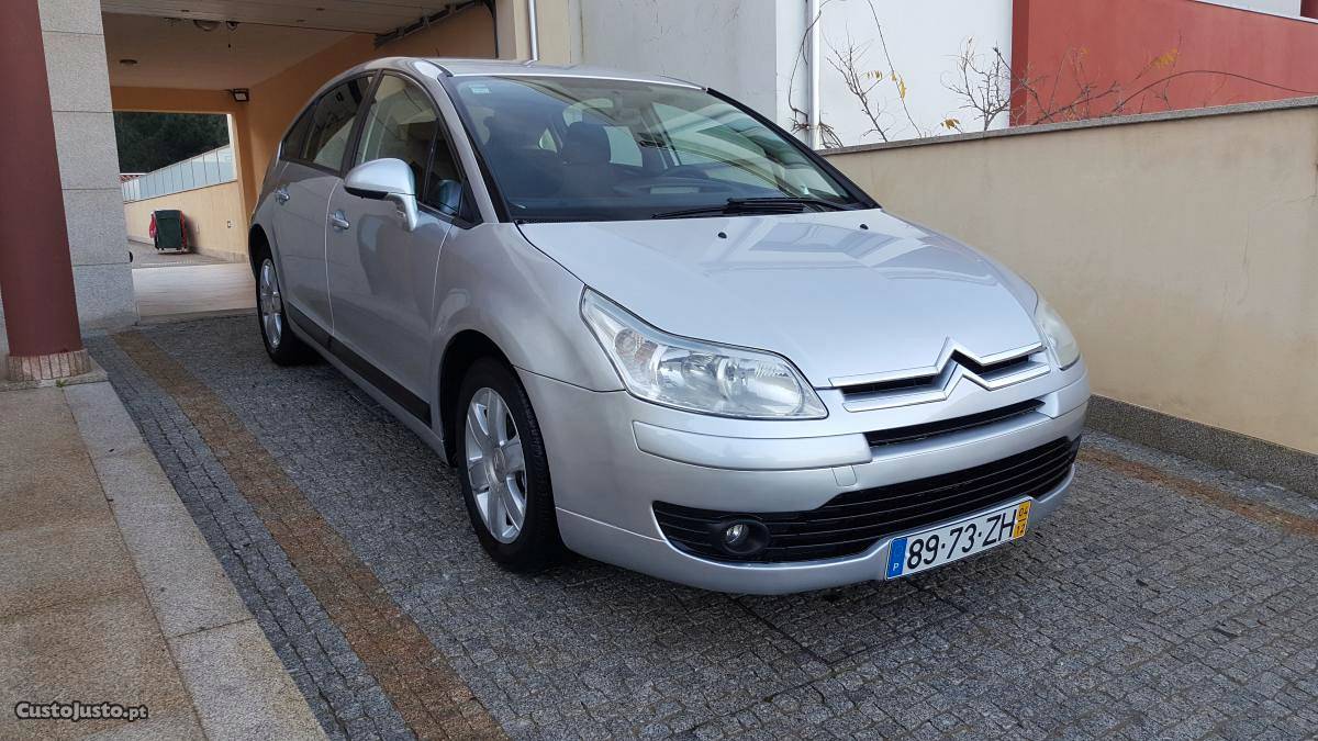 Citroën C4 1.6 hdi 110cv Dezembro/04 - à venda - Ligeiros