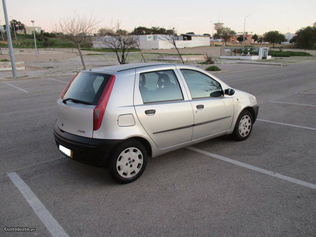 Fiat Punto Comfort Julho/01 - à venda - Ligeiros