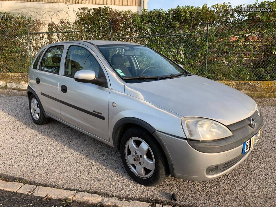 Opel Corsa 1.0i (12v) - Confort Março/02 - à venda -