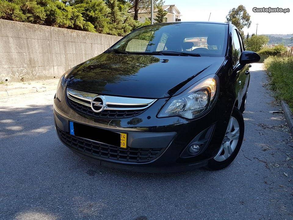 Opel Corsa Cdti Outubro/14 - à venda - Ligeiros