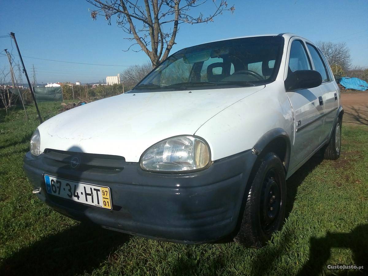 Opel Corsa  TD Janeiro/97 - à venda - Ligeiros