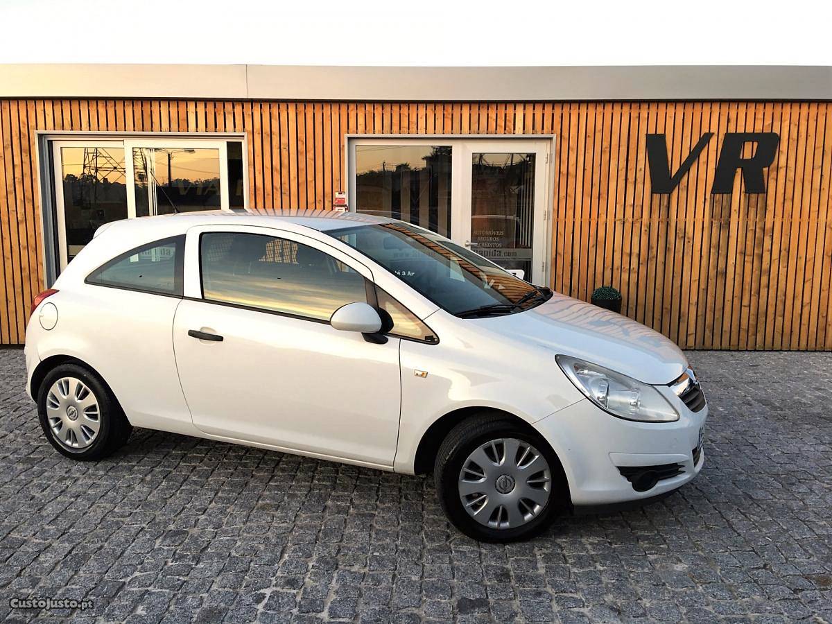 Opel Corsa Van 2 Lugares Setembro/10 - à venda - Comerciais