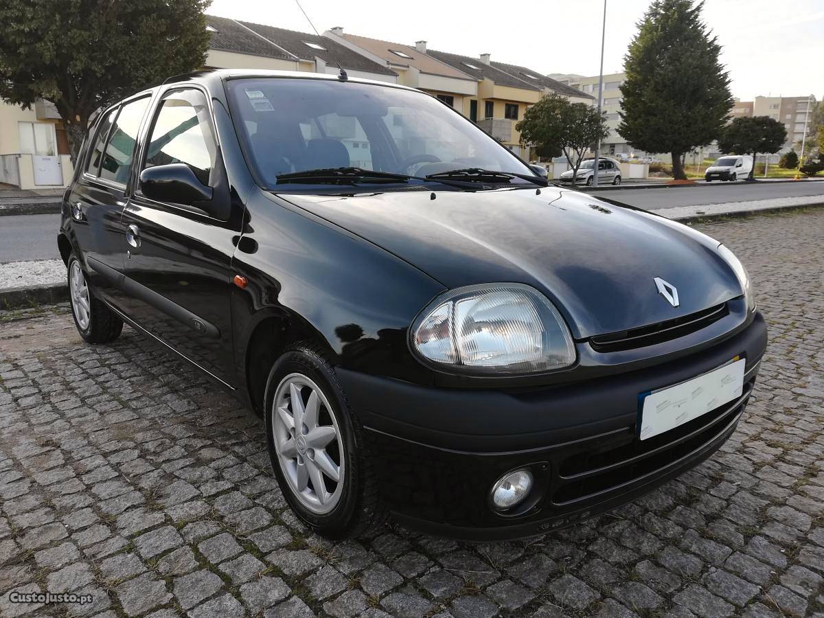 Renault Clio 1.2 RT Dezembro/99 - à venda - Ligeiros