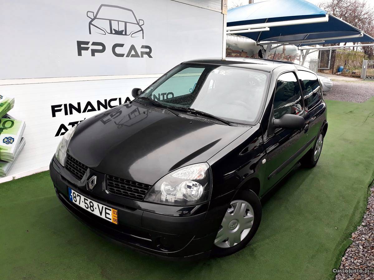 Renault Clio 1.5 DCI Junho/03 - à venda - Comerciais / Van,