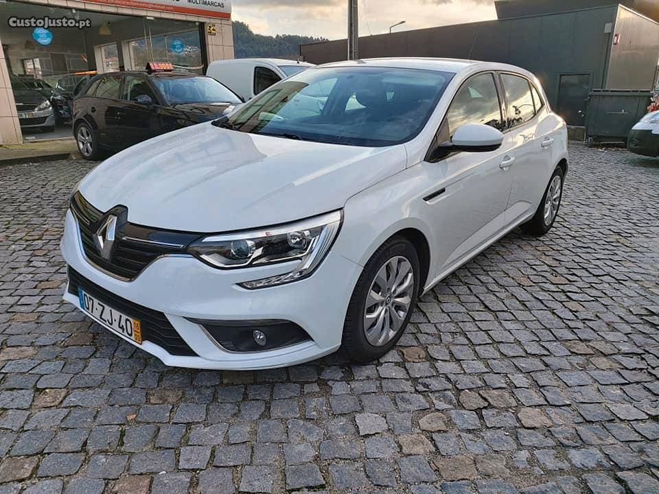 Renault Mégane 1.5 dci Março/16 - à venda - Ligeiros