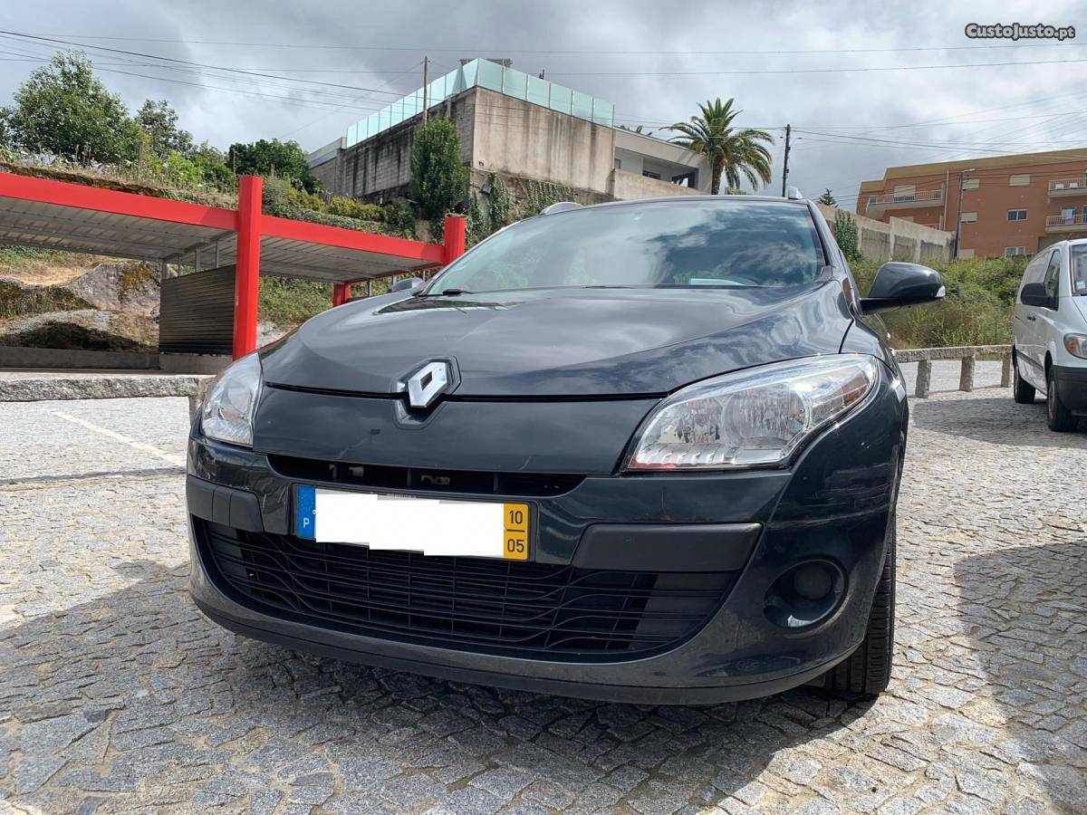 Renault Mégane 1.5DCI Breack III Maio/10 - à venda -