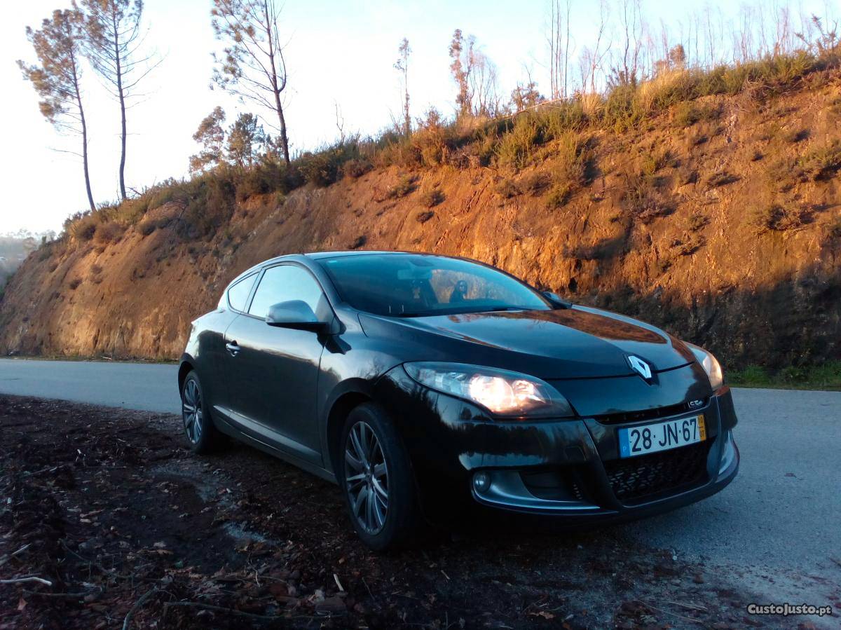 Renault Mégane Coupe GT Line Julho/10 - à venda - Ligeiros