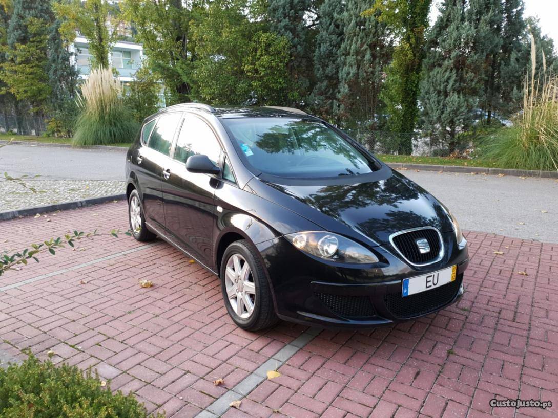 Seat Altea 1.4 XL Dezembro/07 - à venda - Monovolume / SUV,