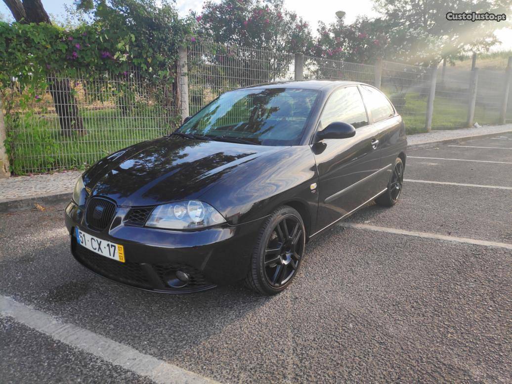 Seat Ibiza 1.4 tdi Fevereiro/07 - à venda - Comerciais /