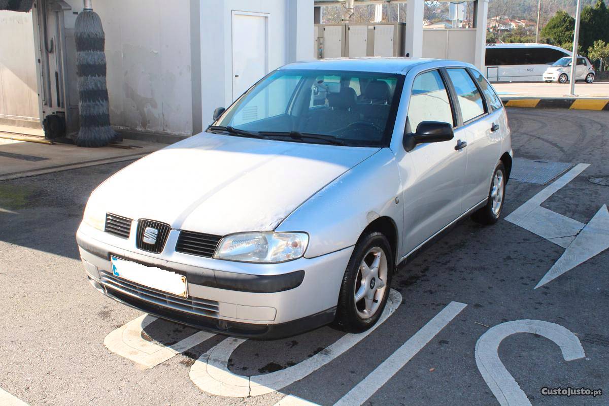 Seat Ibiza km Novembro/99 - à venda - Ligeiros