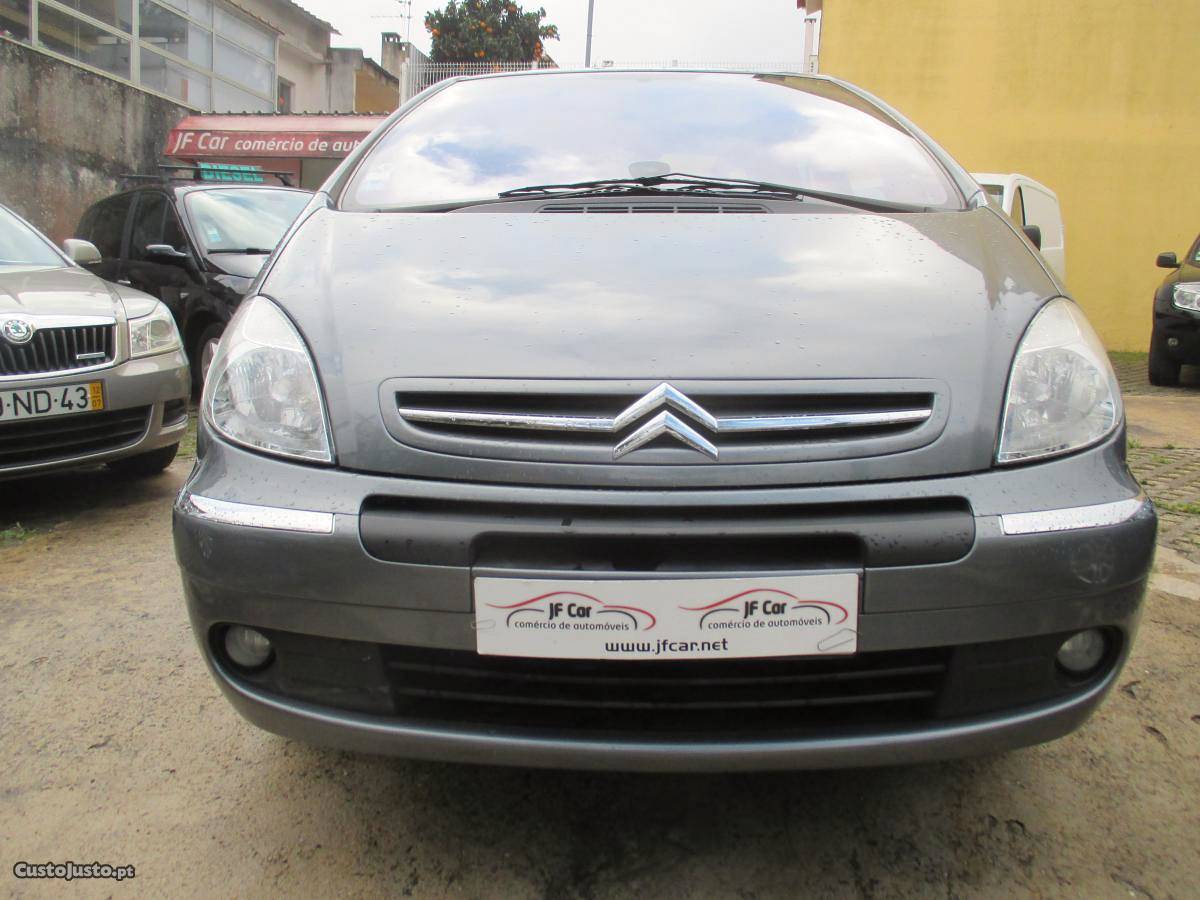 Citroën Xsara Picasso 1.6 HDI Agosto/04 - à venda -