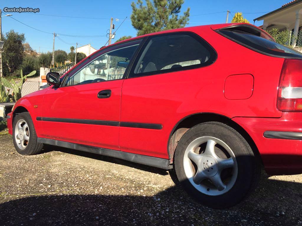 Honda Civic 1.5 VTEC Janeiro/96 - à venda - Ligeiros