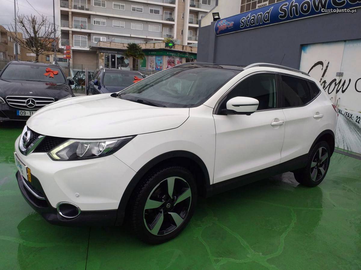 Nissan Qashqai 1.5dci ntec 360º gps Julho/15 - à venda -