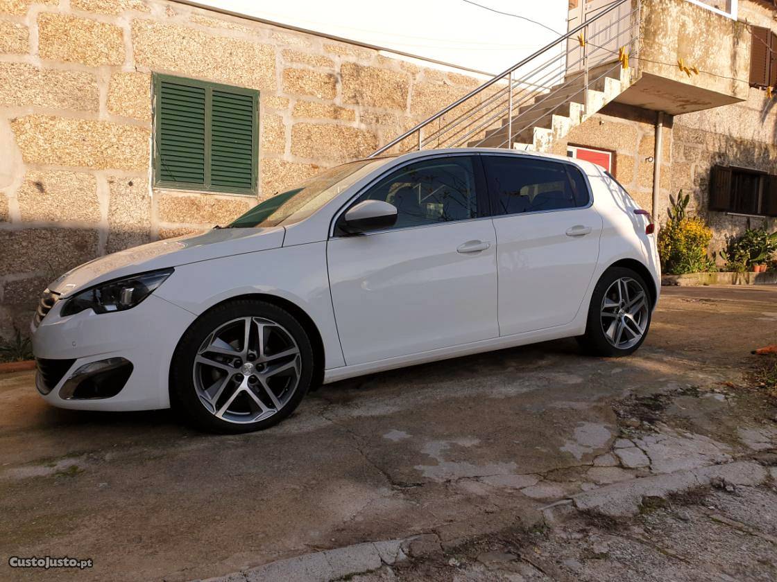 Peugeot 308 Allure Junho/15 - à venda - Ligeiros