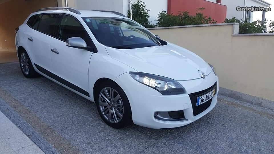 Renault Mégane Gt line Agosto/11 - à venda - Ligeiros