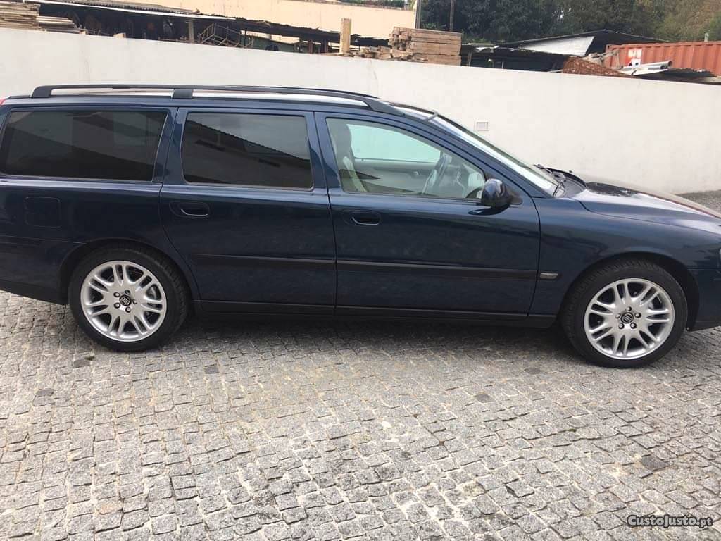 Volvo V d Julho/00 - à venda - Ligeiros Passageiros,