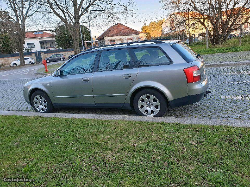 Audi Acv cx 6velocidades Dezembro/03 - à venda -