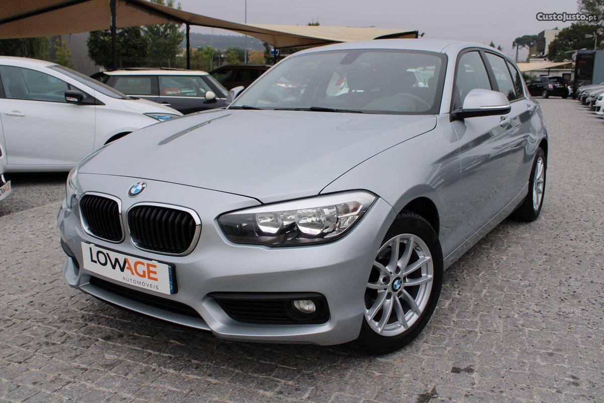 BMW 116 D Efficient Dynamics Dezembro/16 - à venda -