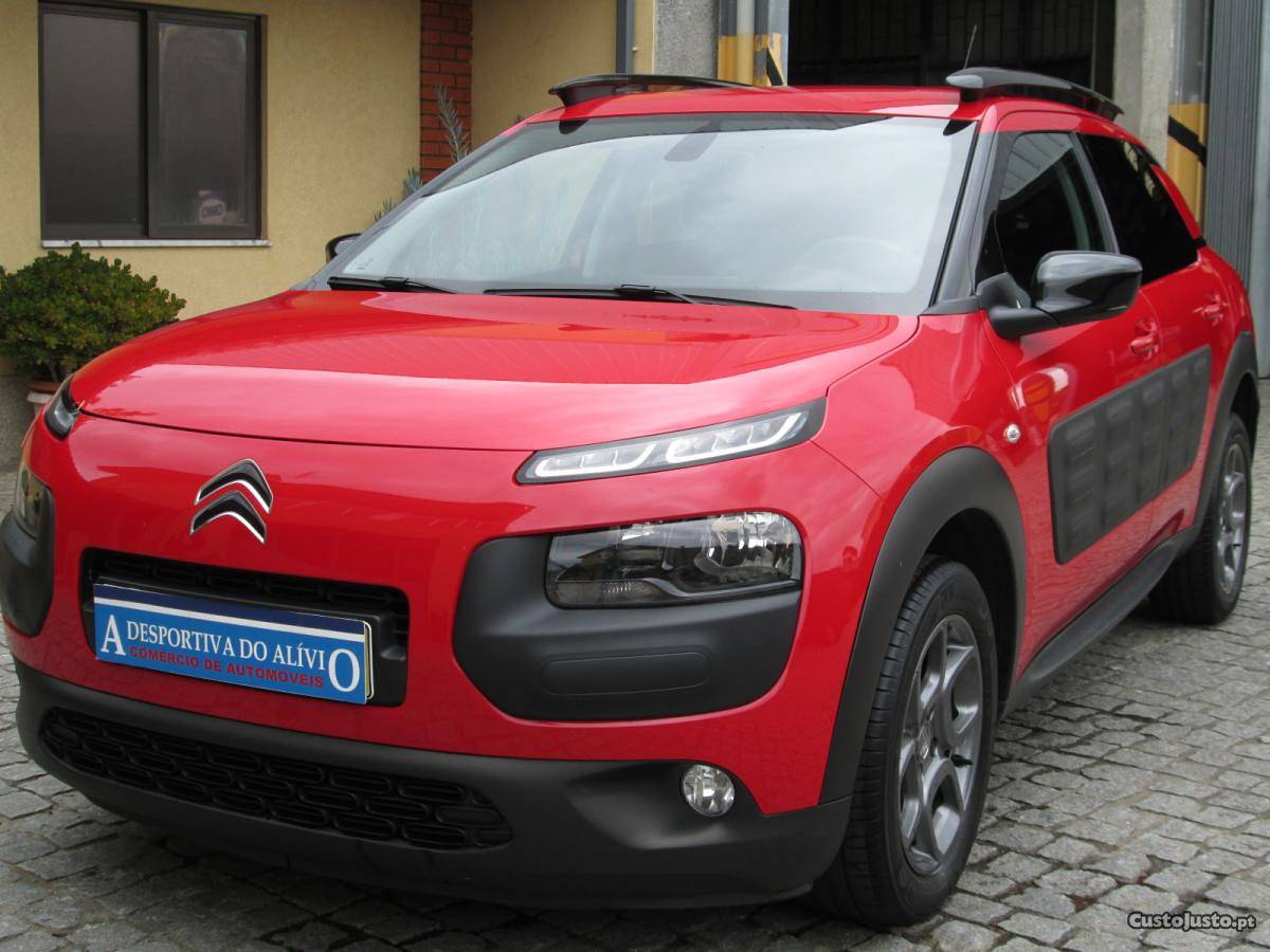 Citroën C4 Cactus 1.6 Hdi SHINE Junho/15 - à venda -