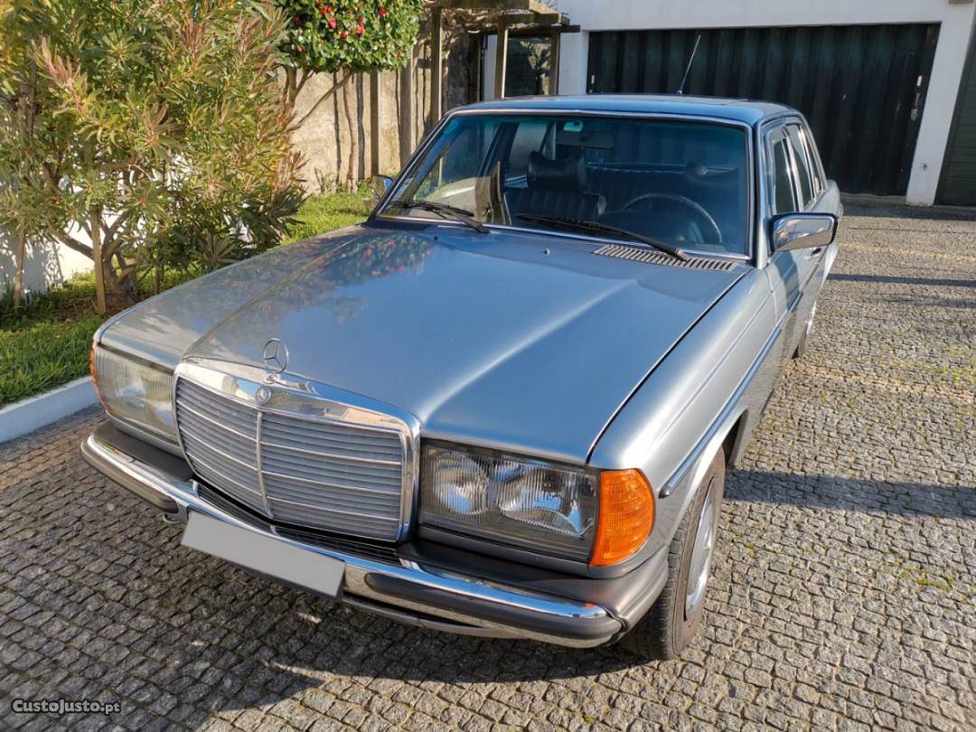 Mercedes-Benz 300 W123 Fevereiro/80 - à venda - Ligeiros