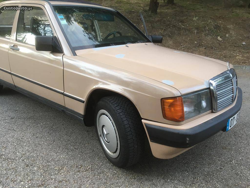 Mercedes-Benz  D Outubro/85 - à venda - Ligeiros