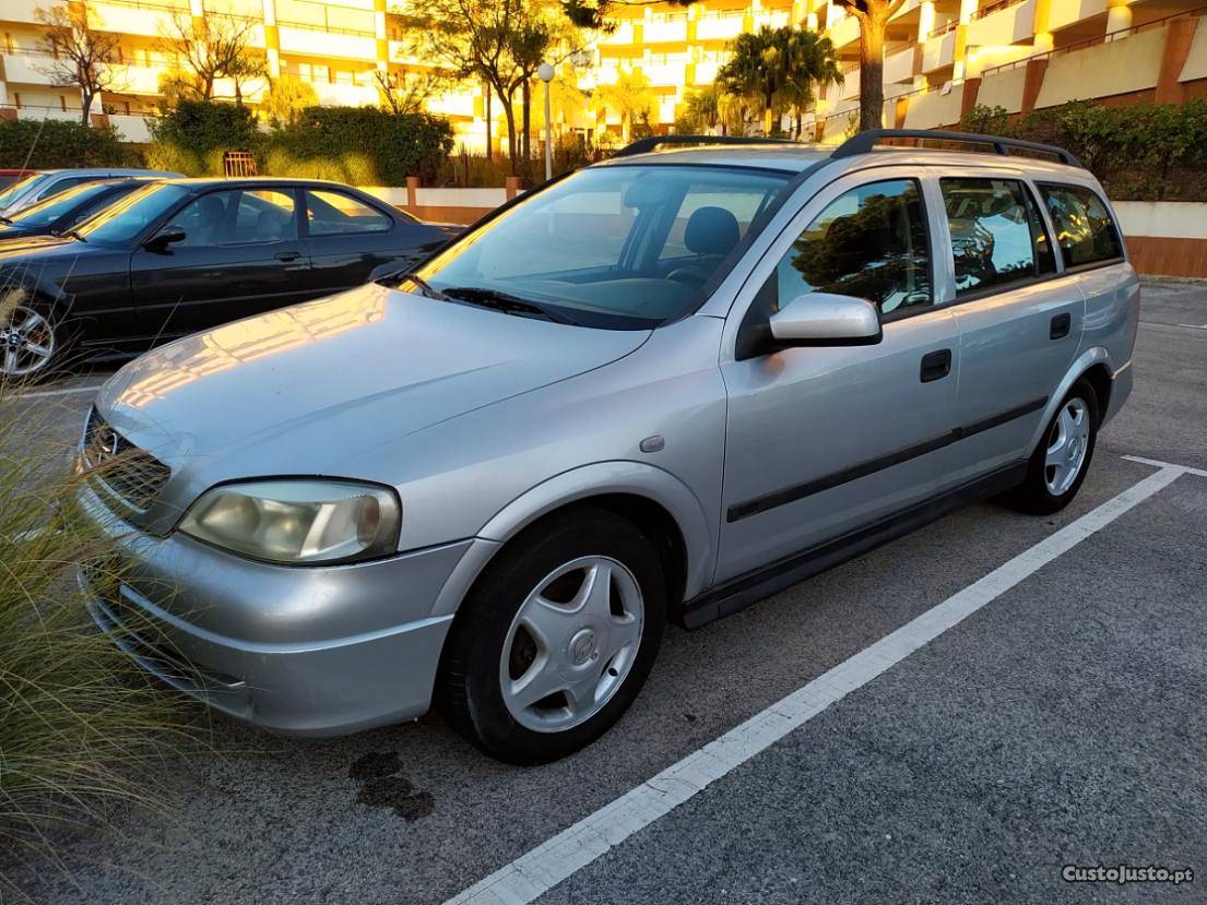 Opel Astra 1.4 Caravan Troco Março/99 - à venda - Ligeiros