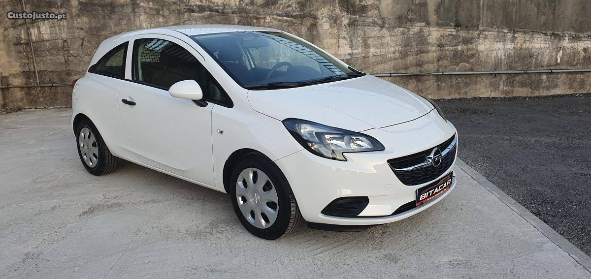 Opel Corsa 1.3 CDTI Iva Dedut Maio/15 - à venda -