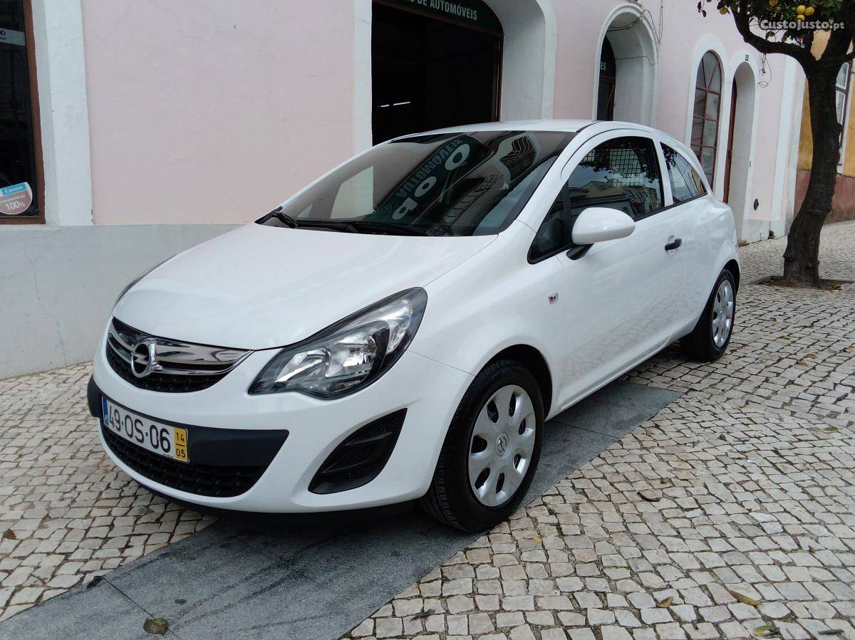 Opel Corsa 1.3Cdti IVA Dedutí. Maio/14 - à venda -