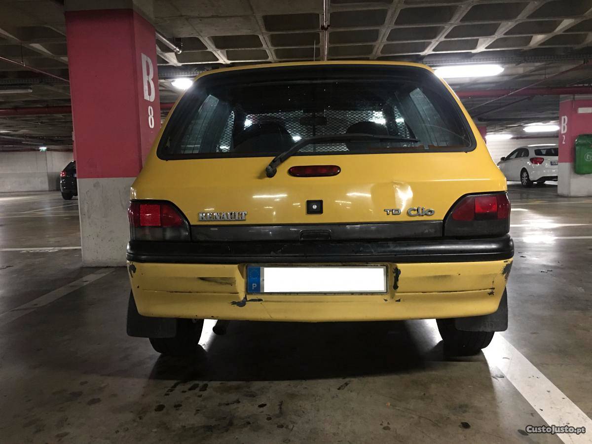 Renault Clio 1.9 D Abril/97 - à venda - Comerciais / Van,