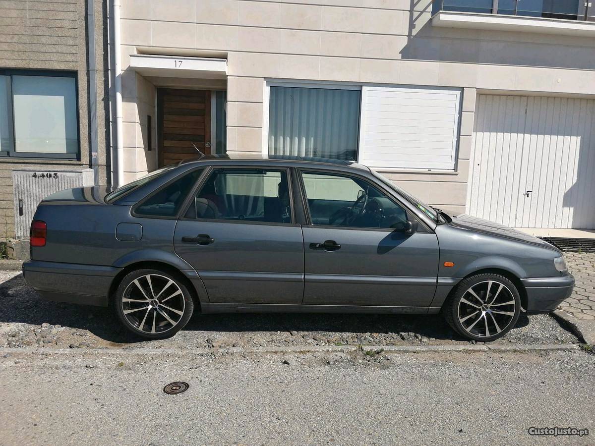 VW Passat GL Abril/95 - à venda - Ligeiros Passageiros,