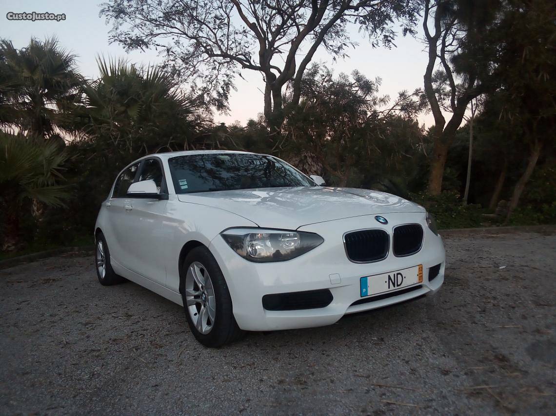 BMW 116 D EDynamics Julho/12 - à venda - Ligeiros