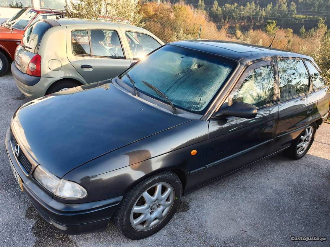 Opel Astra 1.7TD Março/96 - à venda - Ligeiros