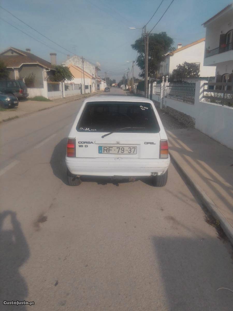 Opel Corsa 1.5 d isuzo Março/90 - à venda - Ligeiros