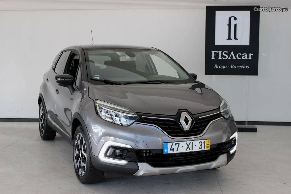 Renault Captur Exclusive Abril/19 - à venda - Ligeiros