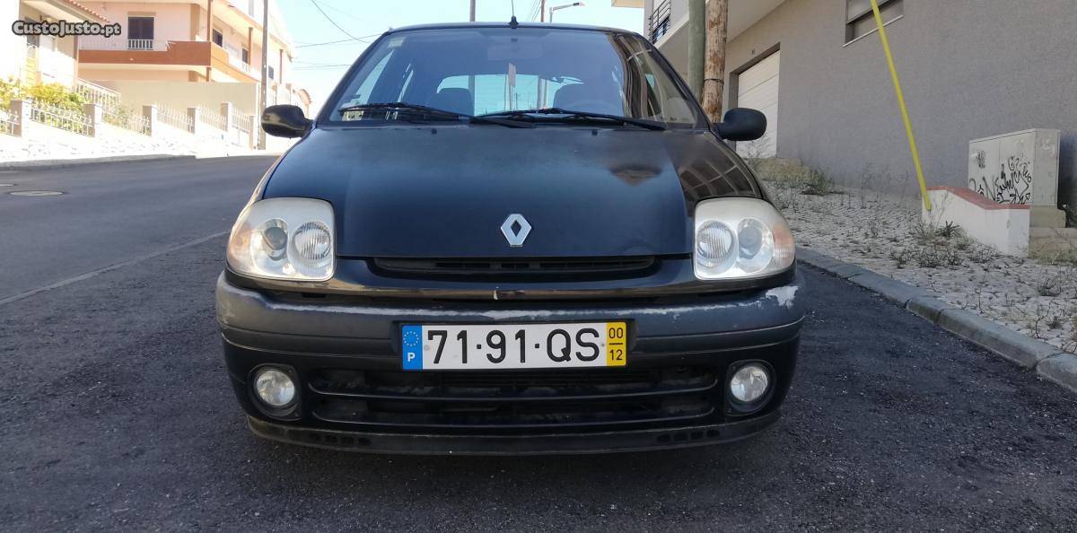 Renault Clio MUITO BOM AC Dezembro/00 - à venda - Ligeiros