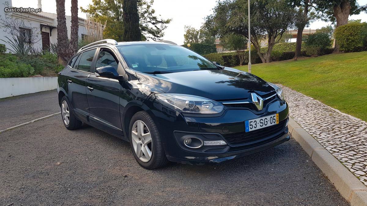 Renault Mégane Dynamic 1.5 DCI Junho/14 - à venda -