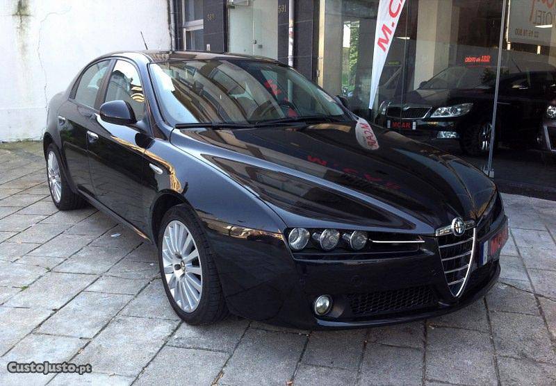 Alfa Romeo  JTDm Fevereiro/08 - à venda - Ligeiros