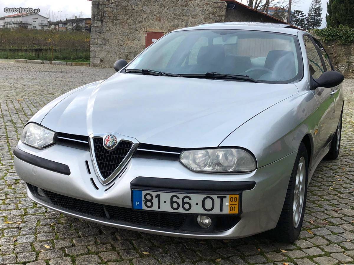 Alfa Romeo  TwinSpark 120cv Janeiro/00 - à venda -