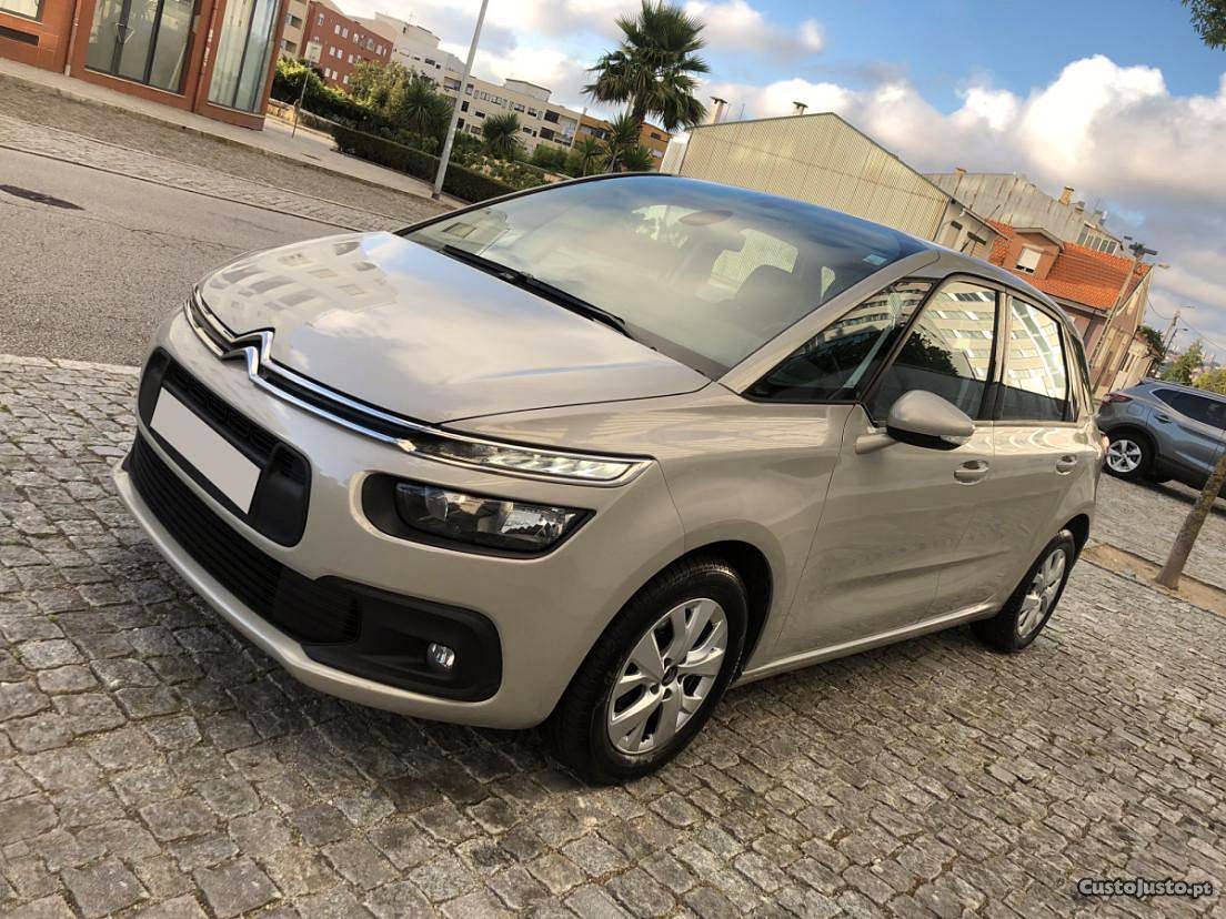 Citroën C4 Picasso  HDi Janeiro/17 - à venda -