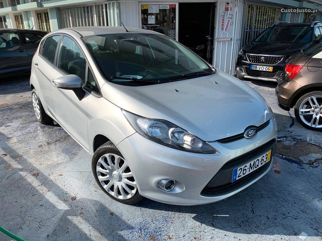 Ford Fiesta 1.4 tdci  Garantia Total Março/12 - à