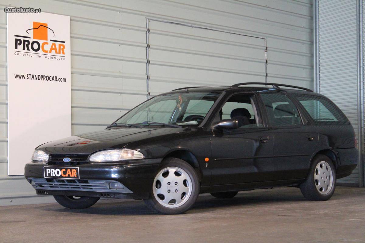 Ford Mondeo SW 1.8 TD Executive Julho/96 - à venda -