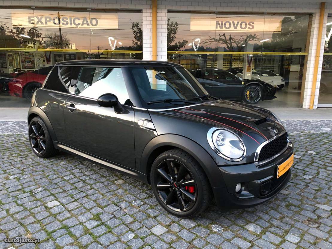 MINI Cooper Turbo S Junho/10 - à venda - Ligeiros