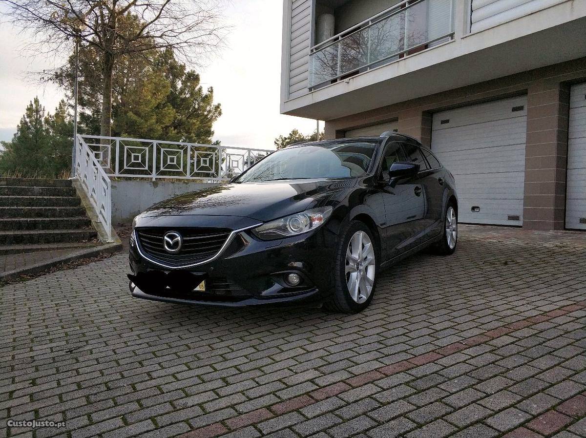 Mazda 6 Excelllence Navi cv Maio/14 - à venda -