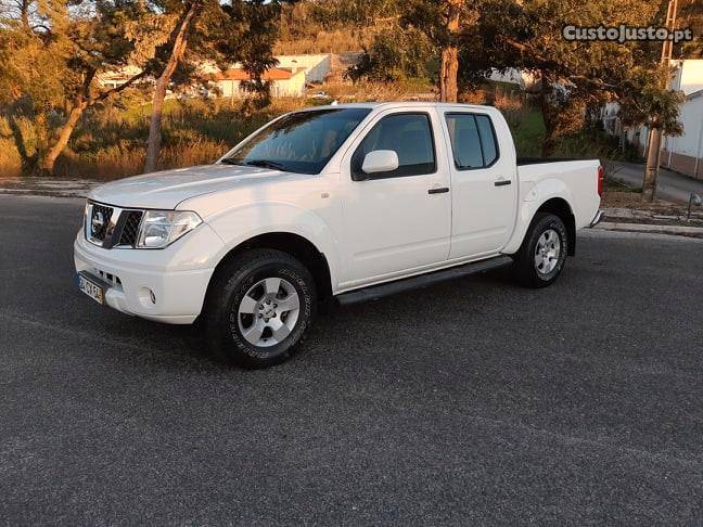 Nissan Navara D40 4x4 Cabine dupla Fevereiro/07 - à venda -