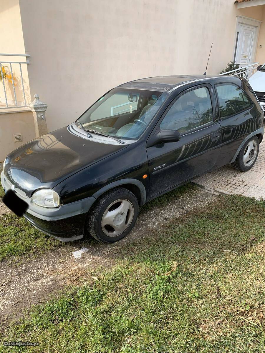 Opel Corsa B Sport Maio/96 - à venda - Ligeiros